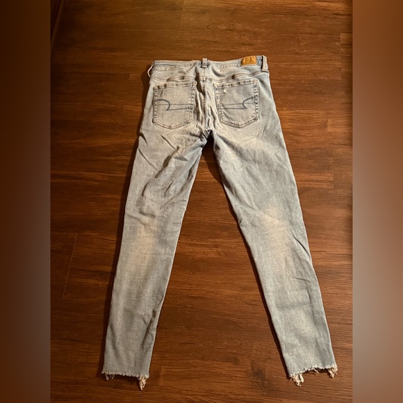 American Eagle Outfitters Ripped Light Blue Skinny Jeans - Picture 2 of 5